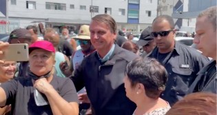 Bolsonaro é cercado em supermercado no litoral paulista e DataPovo segue firme e forte (veja o vídeo)