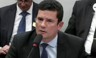 Moro dá uma de amador, é desmoralizado por deputado e passa vergonha monumental