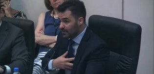 O primeiro passo para a cassação de MamãeFalei é dado...
