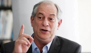 O dia em que Ciro tentou dar uma desculpa esfarrapada e foi pego em descarada mentira (veja o vídeo)