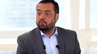 "R$ 5 milhões em armas e drogas": Governador revela o que as manchetes da extrema mídia não falam sobre a operação na Vila Cruzeiro