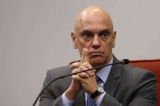 PT apaga tuíte em que relaciona Moraes ao PCC, mas o print é eterno