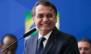 Em canetada magistral, Bolsonaro faz nova redução de imposto que vai impactar o Brasil