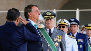 Em frase chocante, Bolsonaro revela como vai vencer a "guerra"