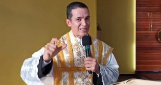Padre faz importante alerta sobre eleições e conclama cristãos a defender valores da família (veja o vídeo)