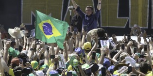 Nos estados mais decisivos do Brasil, Bolsonaro desponta e já assume a liderança