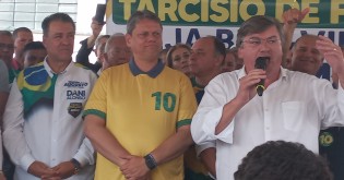 Prefeito de importante cidade paulista deixa o PSDB e dá início a debandada em apoio a Tarcísio