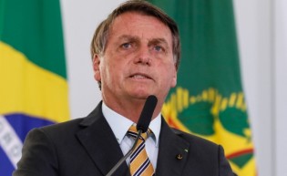 Bolsonaro promete acabar com a 'mamata' da maioridade penal e deixa uma boa notícia aos jovens responsáveis