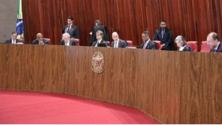 Suprema censura, despudorado partidarismo e máxima repressão: a macabra tirania do TSE