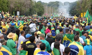O Brasil real é o que está nas ruas (ouça o podcast)