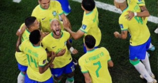 Alvo de ataques, Neymar desabafa e recebe apoio de pentacampeão, que com ironia desmoraliza Casagrande