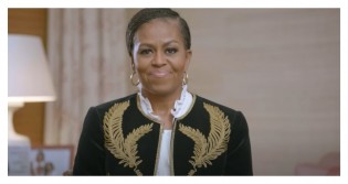 Arquivos do Twitter revelam que Michelle Obama pressionou e rede social baniu Trump 24 horas depois