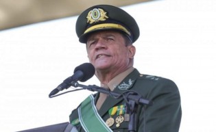 Em momento de tensão em Brasília, General Paulo Sérgio vem à público e conclama a liberdade em homenagem à Marinha (veja o vídeo)