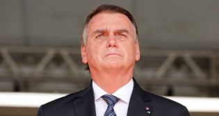 Nova publicação enigmática traz foto ‘impactante’ de Bolsonaro