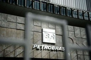 Petrobras, vandalismo por controle remoto
