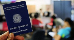 43,1 milhões: Brasil tem novo recorde histórico de empregos com carteira assinada