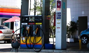 O estranho "disparo" no preço de combustíveis...