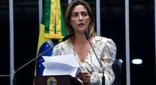 Completamente desmoralizada, Soraya tenta nova investida