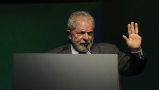Lula dá mais um tiro no pé ao "esconder" imagens e CPMI ganha força (veja o vídeo)