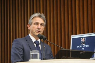 PT quer censurar atas de sessões na Câmara e impedir que Lula seja chamado de "bandido" (veja o vídeo)