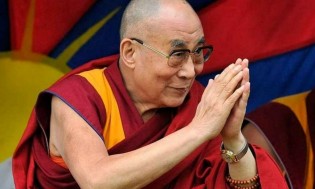 O Dalai Lama era uma unanimidade, considerado um semideus pela esquerda caviar... E agora?