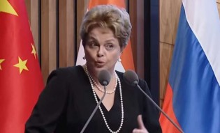 Dilma, em Xangai, se repete como Dilma... E dois sinais de demência para observar em familiares (veja o vídeo)