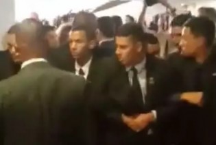 URGENTE: Jornalista é agredida por segurança do ditador Maduro (veja o vídeo)