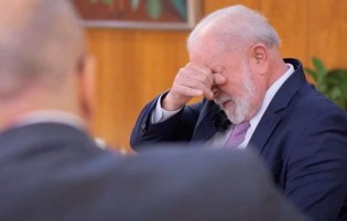 Novo pedido de impeachment de Lula é o mais forte e tem assinatura de parlamentares de partidos da base