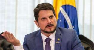 A mensagem do senador Marcos do Val, 24 horas antes da busca e apreensão determinada por Moraes