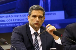 Presidente do Banco Central pensou em fazer algo, mas ainda não fez... TCU abriu investigação