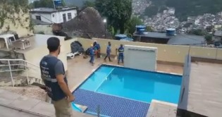 Polícia revela de quem era mansão de R$ 1 milhão demolida na Rocinha (veja o vídeo)