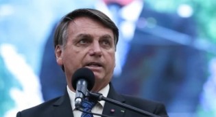 Bolsonaro compra a briga, pega todo o "sistema" de surpresa e joga "balde de água fria" nas narrativas