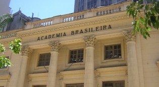Morre conhecido escritor membro da Academia Brasileira de Letras