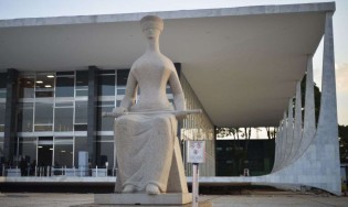 Ex-governadores e viúvas entram no STF para terem pensão de volta