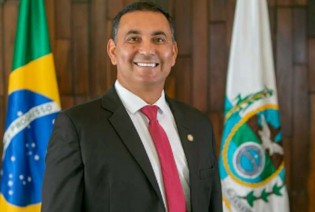 Deputado do PT nega orgia na prefeitura, mas admite caso com mulher acusada de ser mandante de homicídios