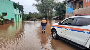 Novo balanço aponta elevado número de mortos na maior tragédia natural do RS