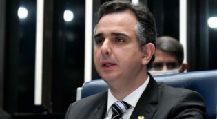 Pacheco joga um "balde de água fria" nos planos de mudanças nas eleições de 2024