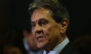 Agente da PF aciona a Justiça contra Roberto Jefferson e pede indenização milionária