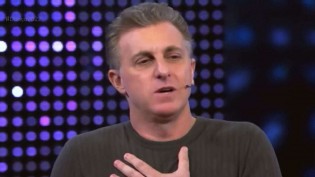 Luciano Huck ressurge das cinzas e "mira" a esquerda