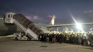 AO VIVO: Primeiros brasileiros resgatados em Israel desembarcam no Brasil (veja o vídeo)