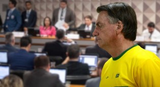 AO VIVO: Em degradante e imoral contorcionismo, relatora da CPMI do 8 de janeiro põe a culpa em Bolsonaro (veja o vídeo)