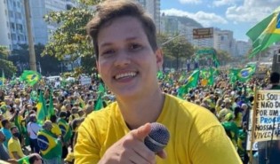 Psolistas se aproveitam da morte de Karol Eller de forma absurda