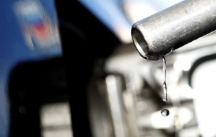 Por que falta gasolina na Argentina e o que pode acontecer amanhã, dia 1º de novembro