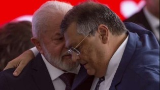 “Troglodita”, Dino apela e constrange até o próprio Lula