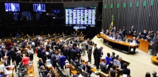 URGENTE: "Hoje poderá ser o início do fim da ditadura do STF", afirma deputado (veja o vídeo)