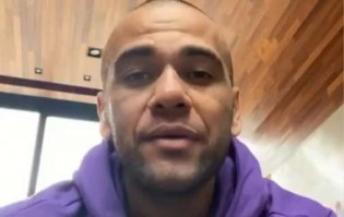 Daniel Alves aciona a Justiça contra "ex-amigo" e motivo impressiona