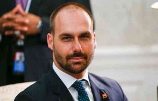 Eduardo Bolsonaro quebra o silêncio sobre caso Marielle e faz forte desabafo (veja o vídeo)