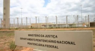 Em pleno Governo petista e pela primeira vez na história bandidos fogem de penitenciária federal