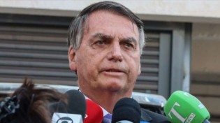 Um dia depois da manifestação, surge documento que promete desmascarar o "sistema"