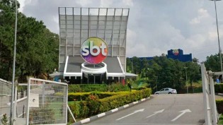 SBT contrata ícone da internet e reforça o elenco na batalha contra a Globo